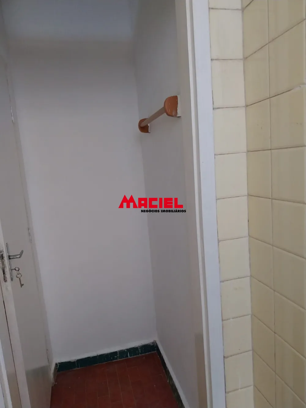 Alugar Comercial / Ponto Comercial em S&atilde;o Jos&eacute; dos Campos R$ 6.000,00 - Foto 10