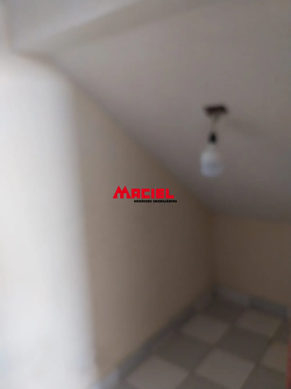 Alugar Comercial / Ponto Comercial em S&atilde;o Jos&eacute; dos Campos R$ 4.000,00 - Foto 7