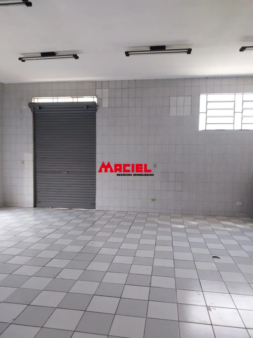 Alugar Comercial / Ponto Comercial em S&atilde;o Jos&eacute; dos Campos R$ 4.000,00 - Foto 12