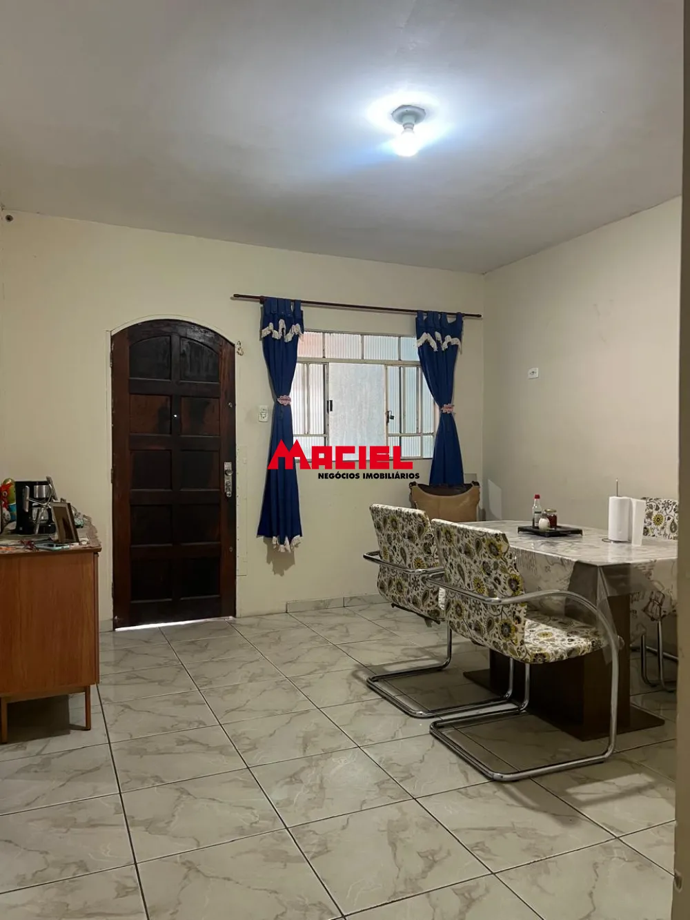 Comprar Casa / Padr&atilde;o em S&atilde;o Jos&eacute; dos Campos R$ 450.000,00 - Foto 4