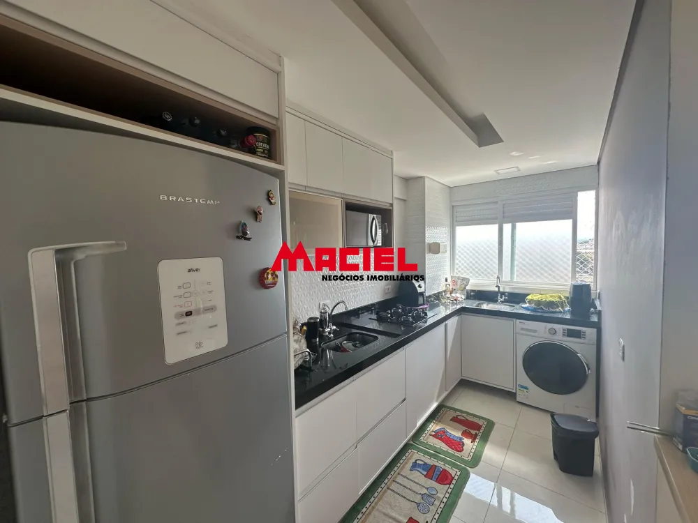 Alugar Apartamento / Padr&atilde;o em S&atilde;o Jos&eacute; dos Campos R$ 2.900,00 - Foto 6