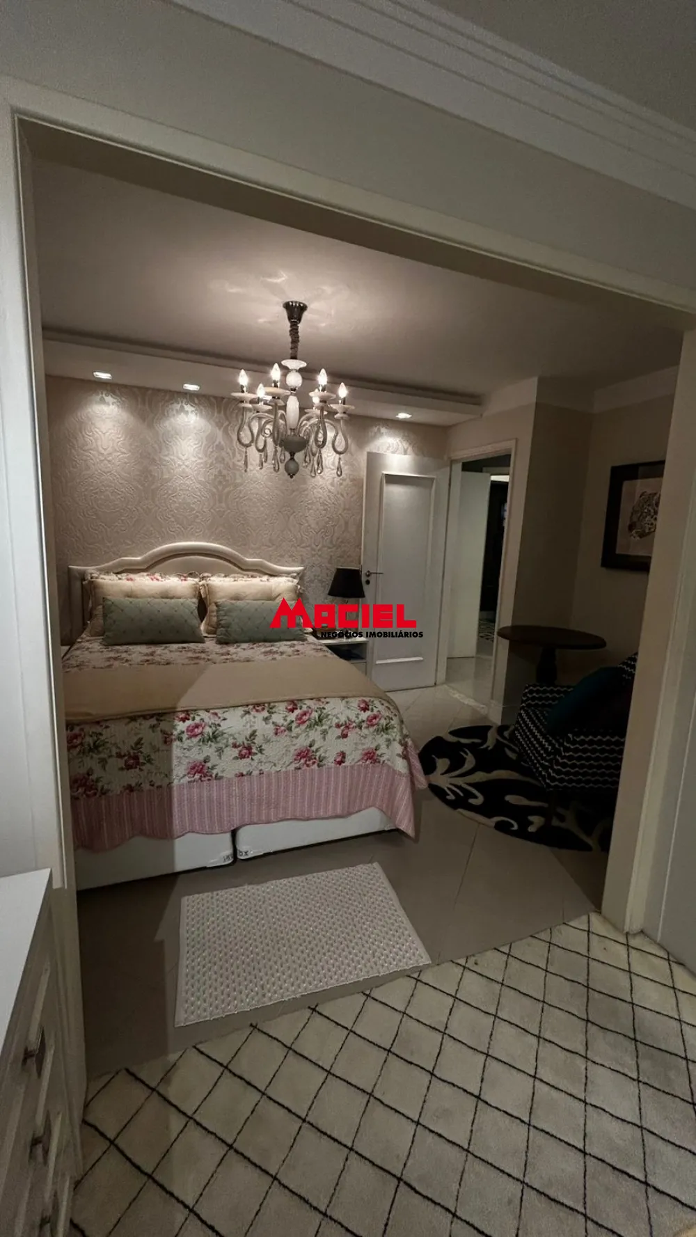 Comprar Apartamento / Padr&atilde;o em S&atilde;o Jos&eacute; dos Campos R$ 880.000,00 - Foto 4