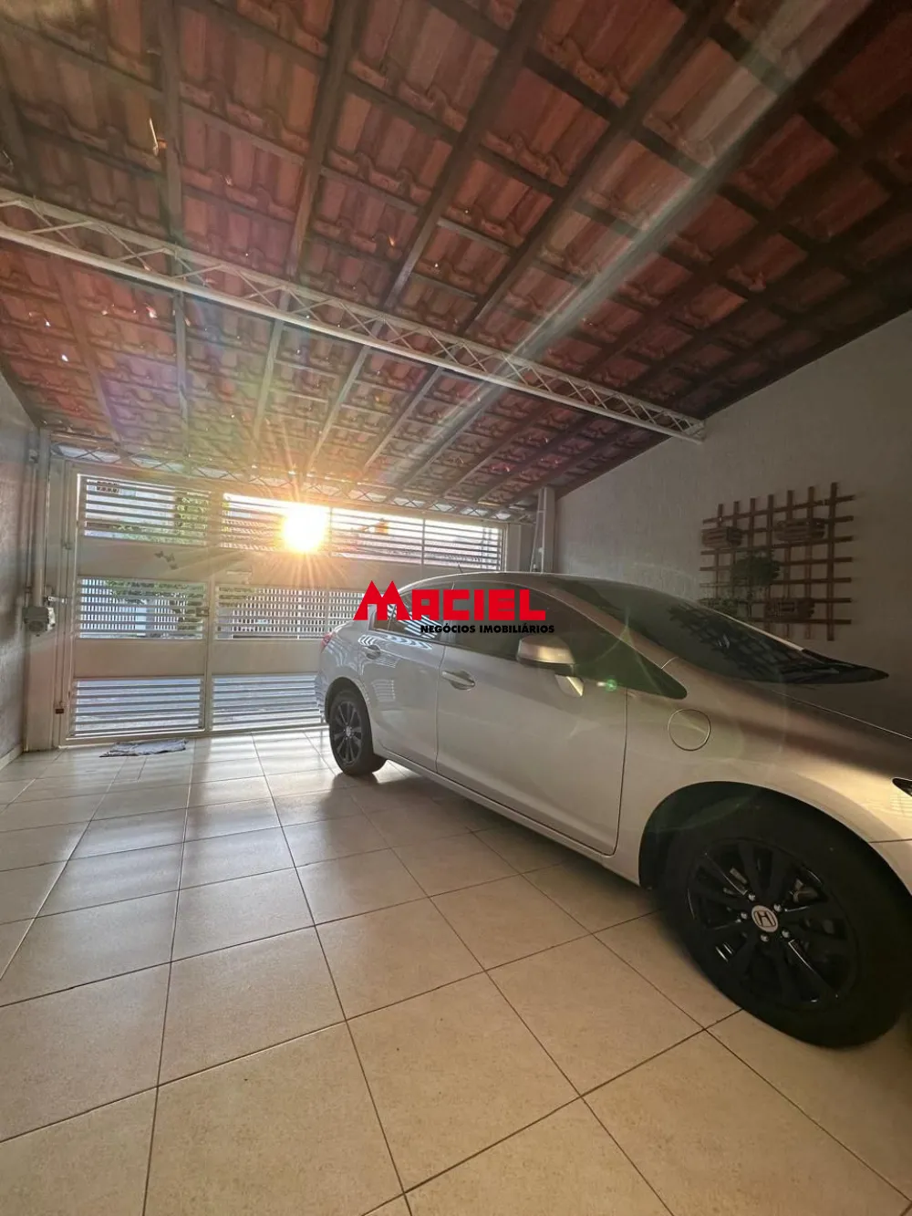 Comprar Casa / Padr&atilde;o em S&atilde;o Jos&eacute; dos Campos R$ 380.000,00 - Foto 3