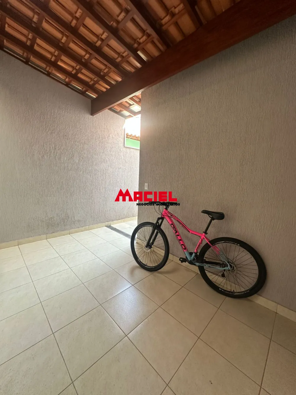 Comprar Casa / Padr&atilde;o em S&atilde;o Jos&eacute; dos Campos R$ 380.000,00 - Foto 6