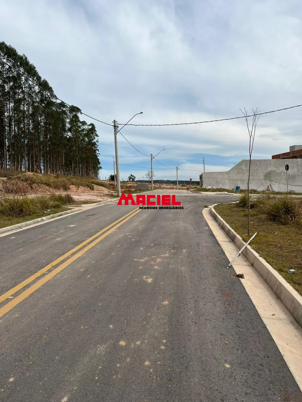 Comprar Terreno / Padr&atilde;o em S&atilde;o Jos&eacute; dos Campos R$ 210.000,00 - Foto 4