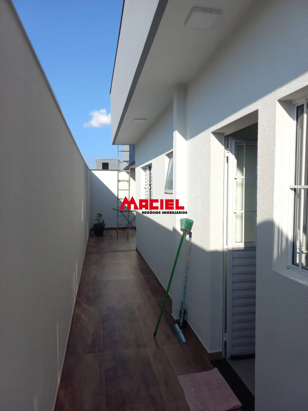 Comprar Casa / Padr&atilde;o em S&atilde;o Jos&eacute; dos Campos R$ 750.000,00 - Foto 5