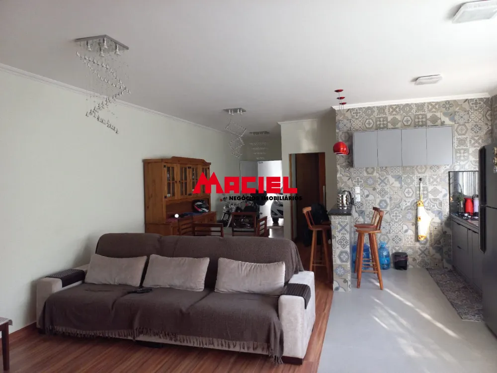 Comprar Casa / Padr&atilde;o em S&atilde;o Jos&eacute; dos Campos R$ 750.000,00 - Foto 9