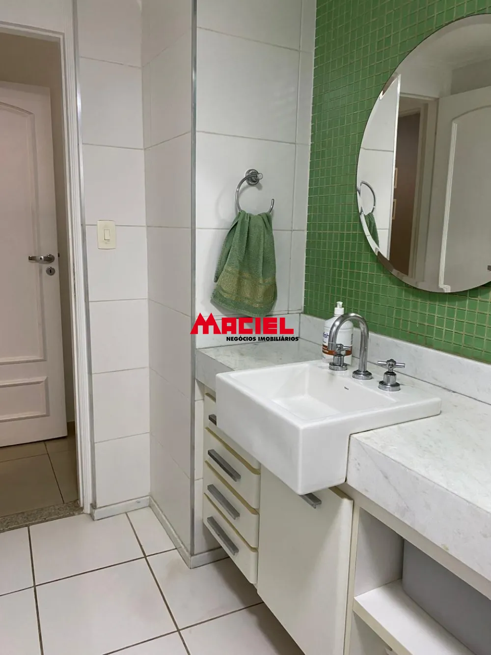 Comprar Apartamento / Padr&atilde;o em S&atilde;o Jos&eacute; dos Campos R$ 950.000,00 - Foto 11