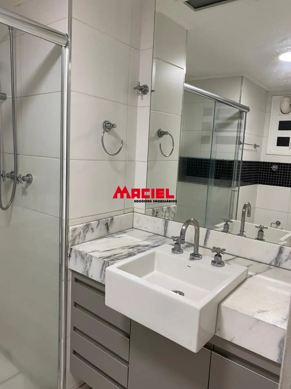 Comprar Apartamento / Padr&atilde;o em S&atilde;o Jos&eacute; dos Campos R$ 950.000,00 - Foto 12