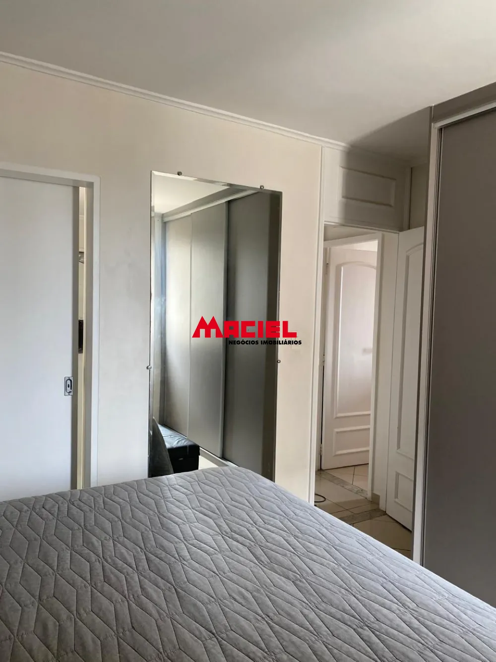 Comprar Apartamento / Padr&atilde;o em S&atilde;o Jos&eacute; dos Campos R$ 950.000,00 - Foto 14