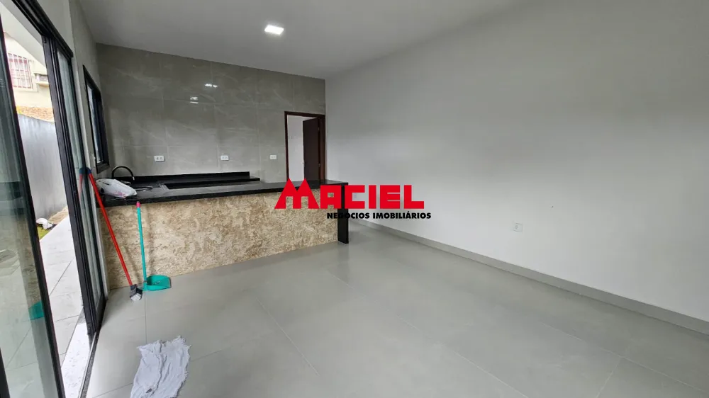 Comprar Casa / Padr&atilde;o em Caraguatatuba R$ 430.000,00 - Foto 3