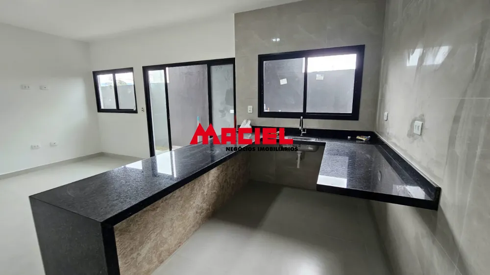 Comprar Casa / Padr&atilde;o em Caraguatatuba R$ 430.000,00 - Foto 4