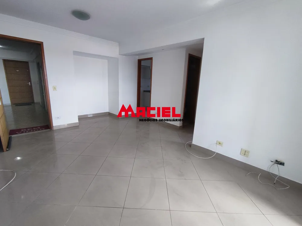 Comprar Apartamento / Padr&atilde;o em S&atilde;o Jos&eacute; dos Campos R$ 430.000,00 - Foto 2