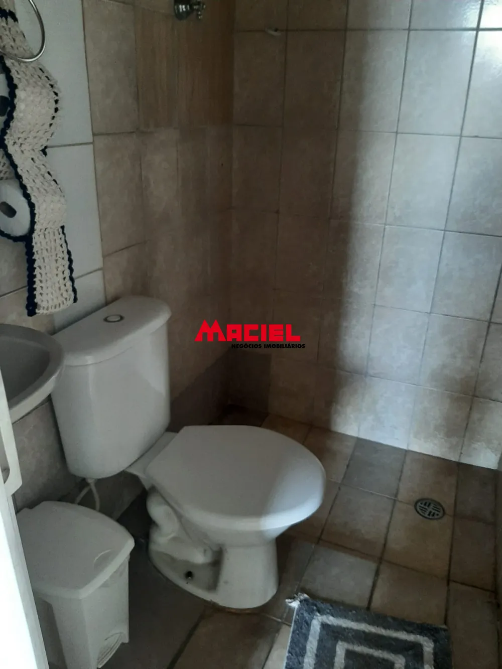 Comprar Casa / Padr&atilde;o em S&atilde;o Jos&eacute; dos Campos R$ 800.000,00 - Foto 3