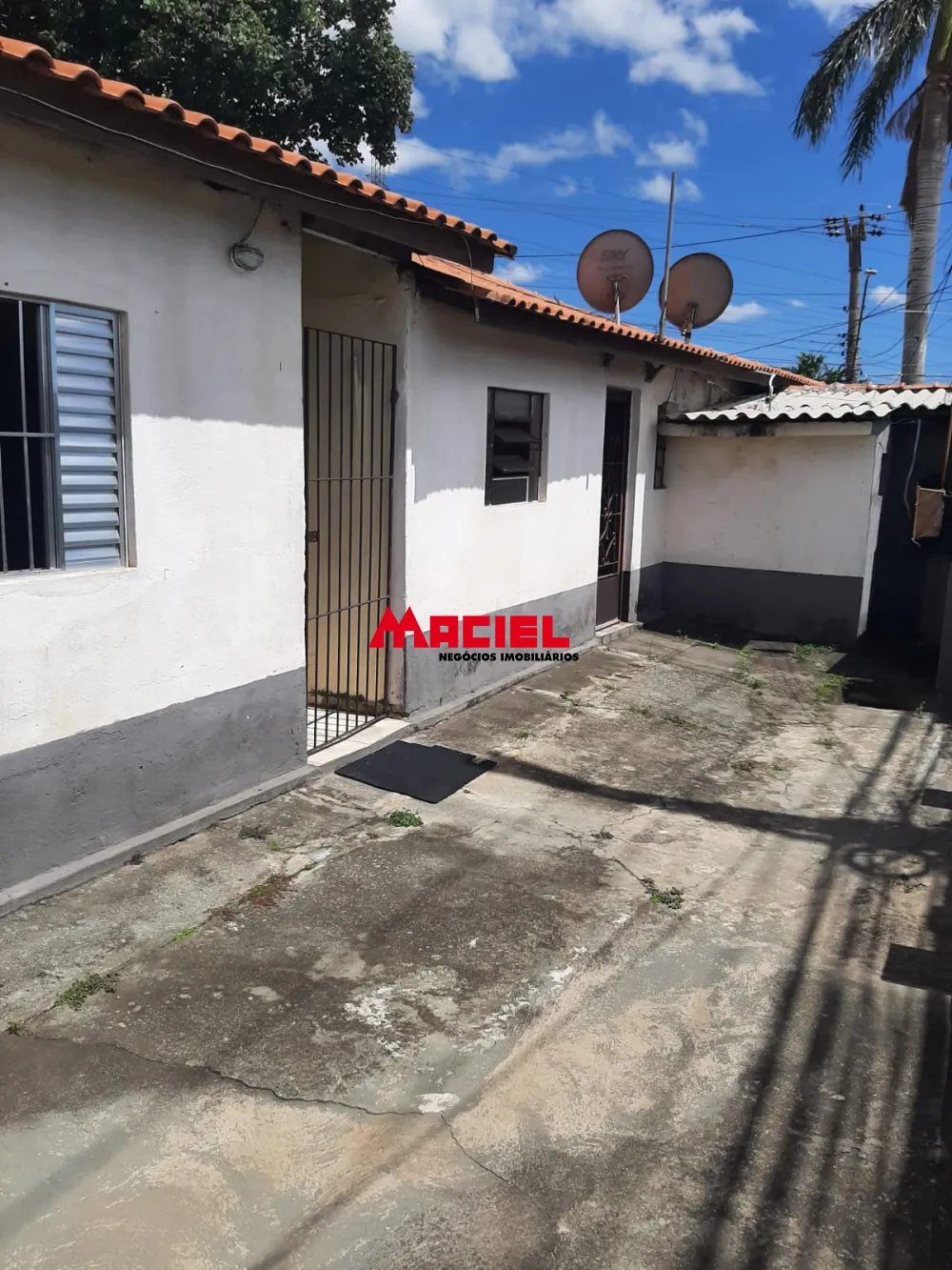 Comprar Casa / Padr&atilde;o em S&atilde;o Jos&eacute; dos Campos R$ 800.000,00 - Foto 4