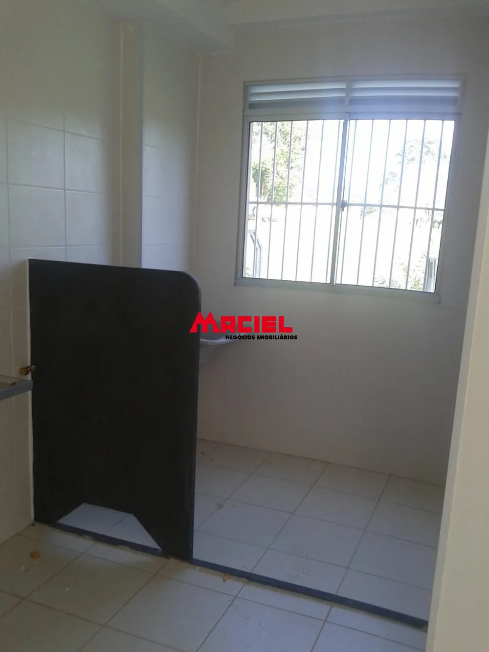 Comprar Apartamento / Padr&atilde;o em S&atilde;o Jos&eacute; dos Campos R$ 170.000,00 - Foto 3