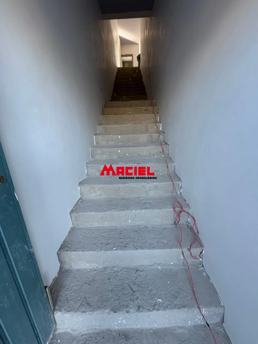 Alugar Comercial / Ponto Comercial em S&atilde;o Jos&eacute; dos Campos R$ 3.000,00 - Foto 3