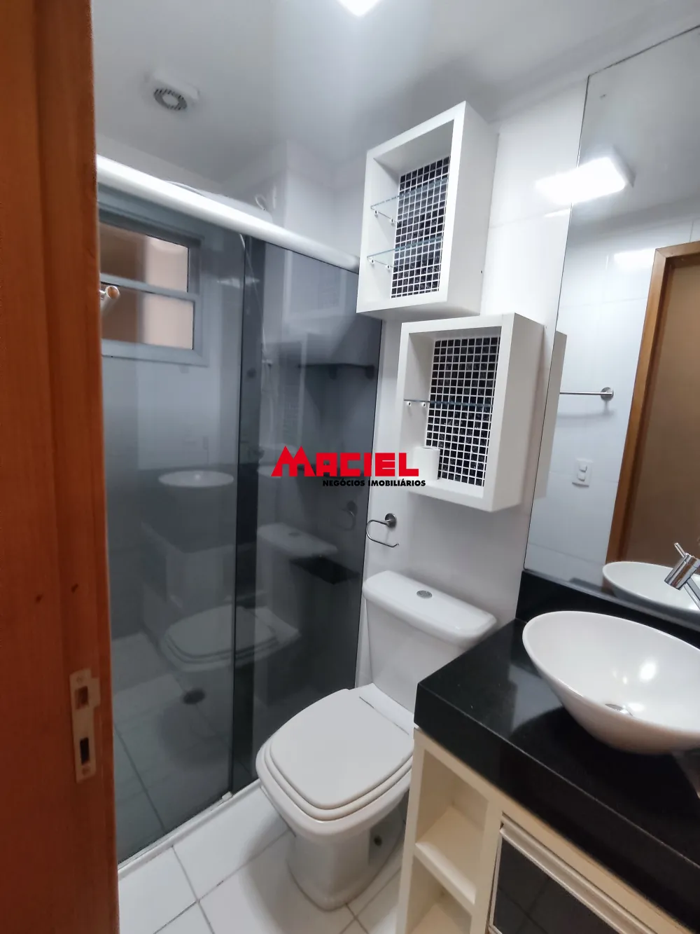 Alugar Apartamento / Padr&atilde;o em S&atilde;o Jos&eacute; dos Campos R$ 2.900,00 - Foto 10