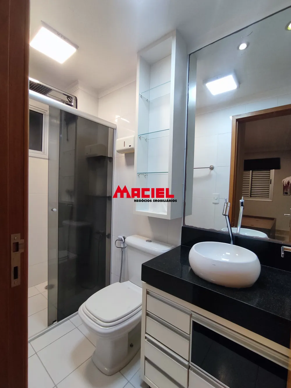Alugar Apartamento / Padr&atilde;o em S&atilde;o Jos&eacute; dos Campos R$ 2.900,00 - Foto 13