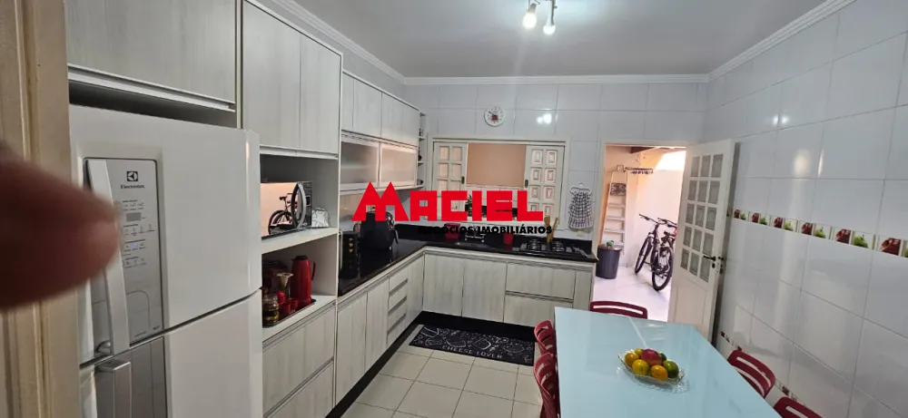 Comprar Casa / Sobrado em S&atilde;o Jos&eacute; dos Campos R$ 970.000,00 - Foto 7