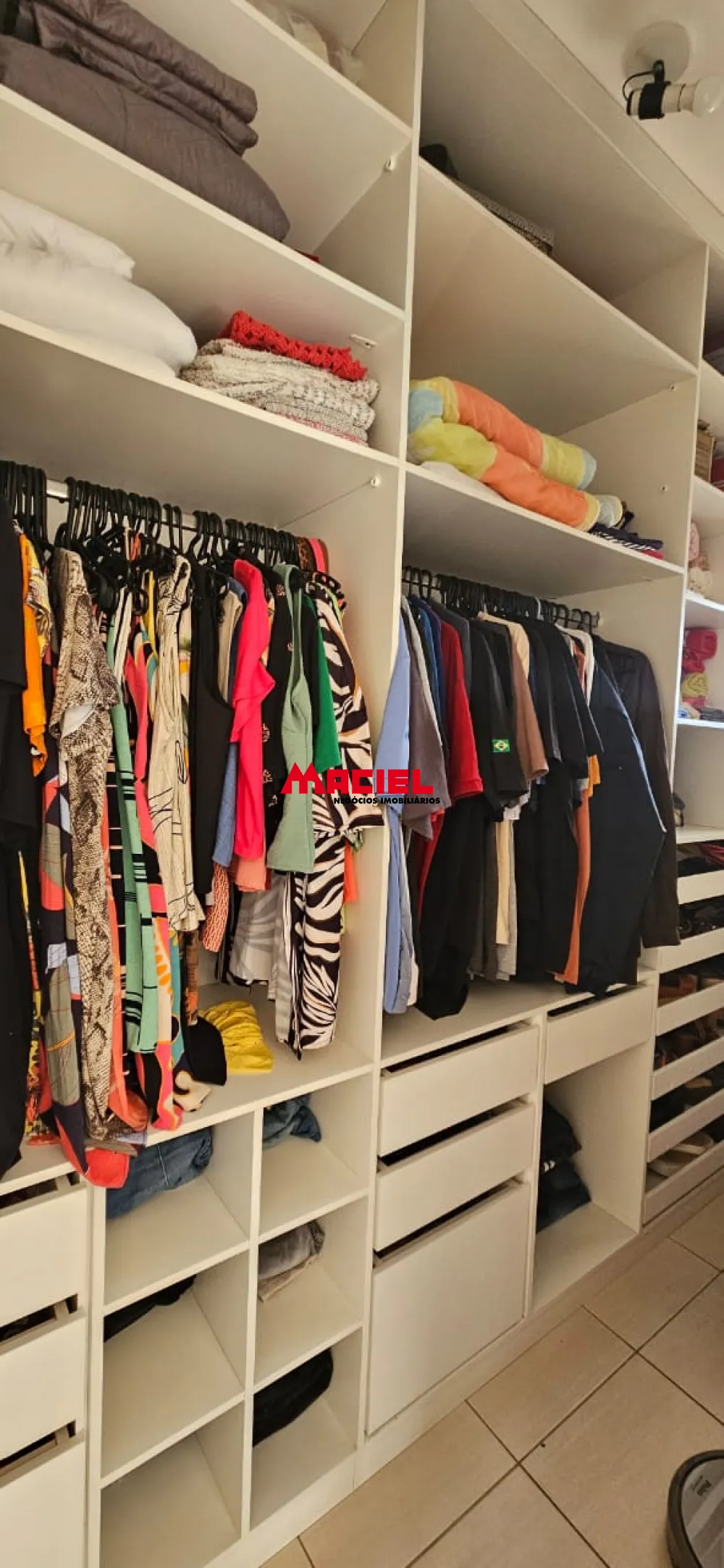 Comprar Casa / Sobrado em S&atilde;o Jos&eacute; dos Campos R$ 970.000,00 - Foto 17