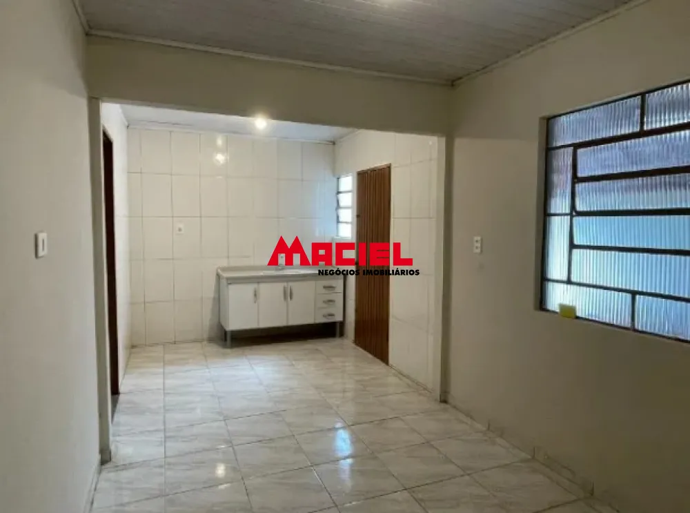 Alugar Casa / Padr&atilde;o em S&atilde;o Jos&eacute; dos Campos R$ 1.180,00 - Foto 9