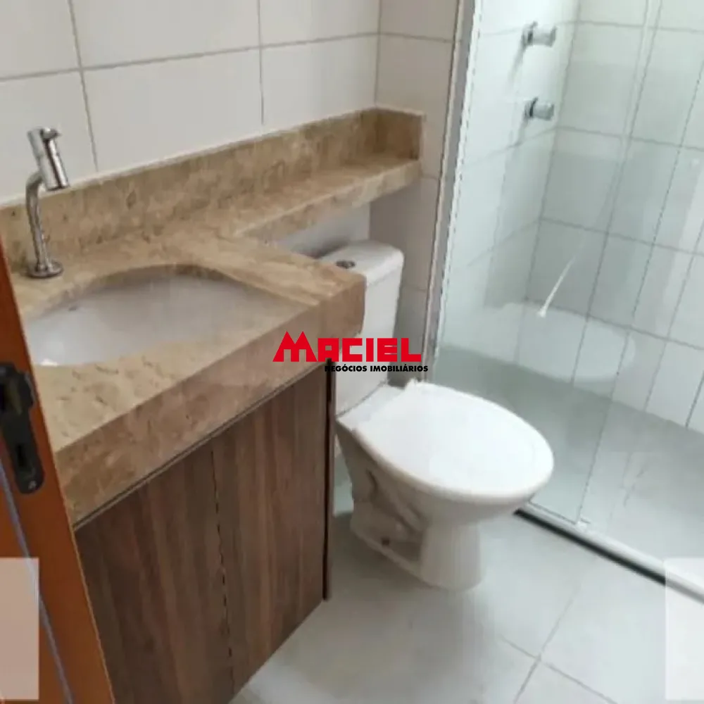 Alugar Apartamento / Padr&atilde;o em S&atilde;o Jos&eacute; dos Campos R$ 1.800,00 - Foto 4