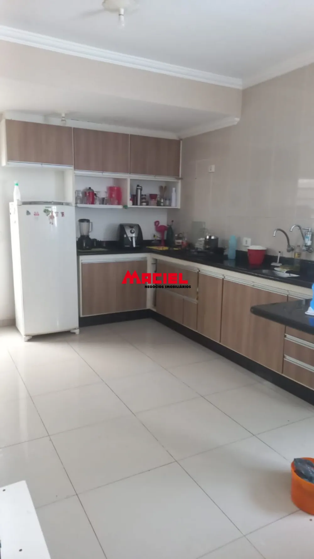 Comprar Casa / Padr&atilde;o em S&atilde;o Jos&eacute; dos Campos R$ 950.000,00 - Foto 1