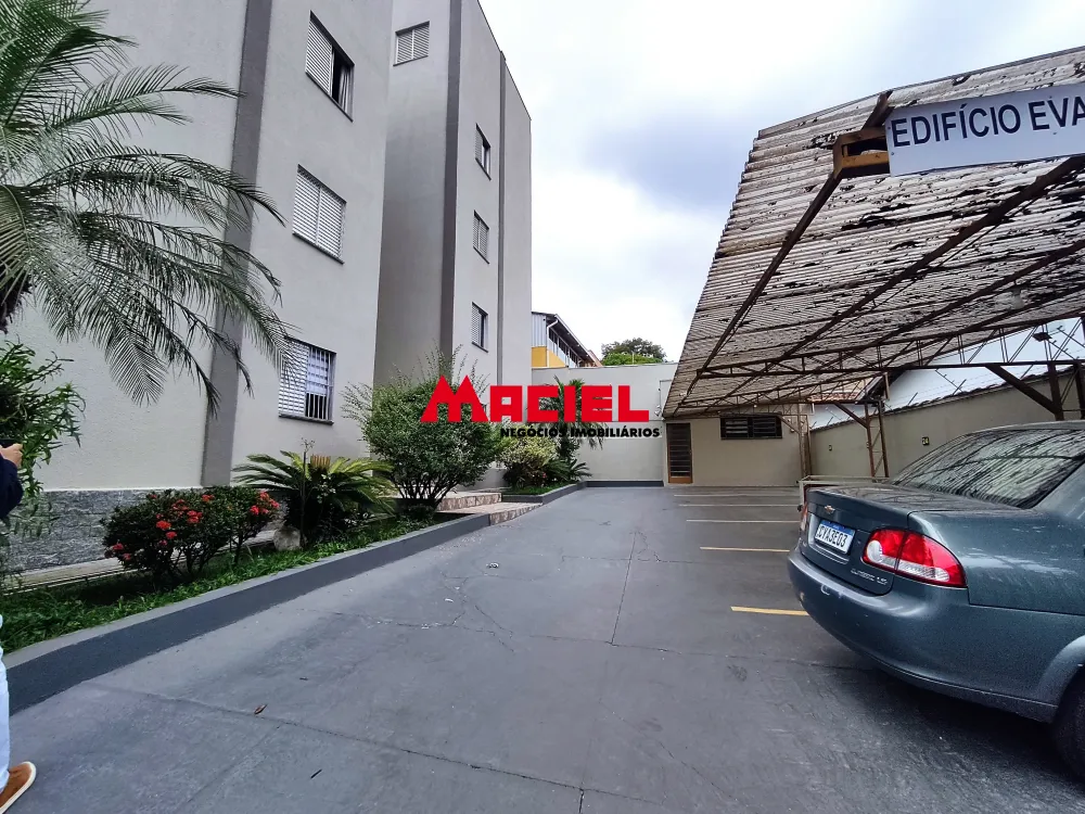 Comprar Apartamento / Padr&atilde;o em S&atilde;o Jos&eacute; dos Campos R$ 325.000,00 - Foto 16