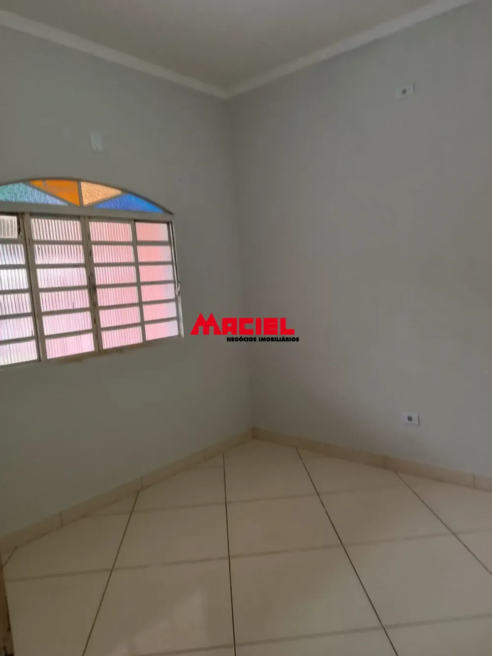 Alugar Casa / Padr&atilde;o em S&atilde;o Jos&eacute; dos Campos R$ 2.400,00 - Foto 7