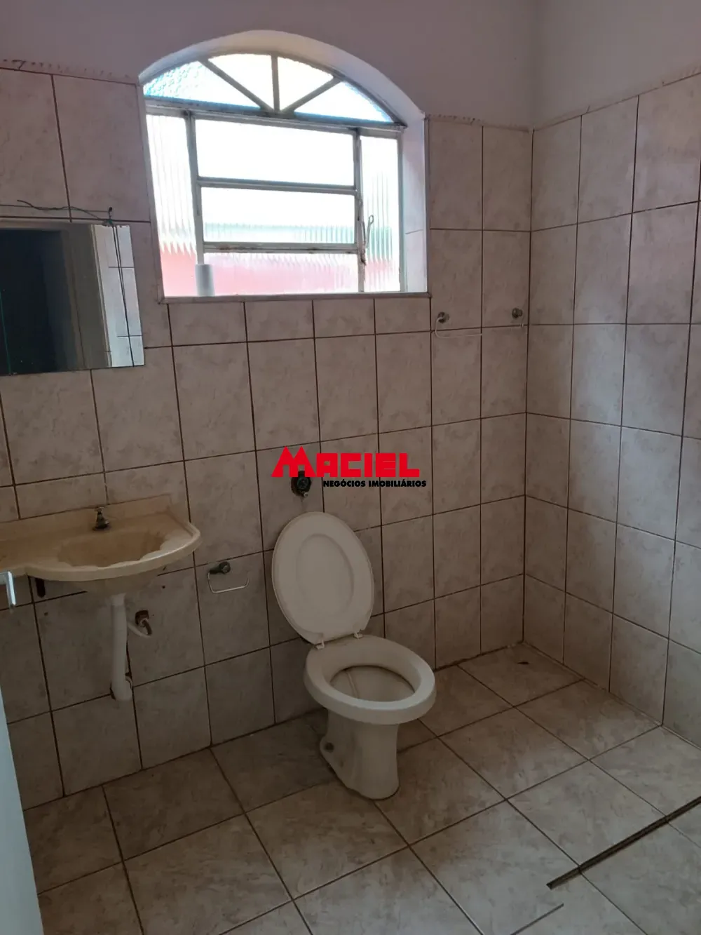 Alugar Casa / Padr&atilde;o em S&atilde;o Jos&eacute; dos Campos R$ 2.400,00 - Foto 10