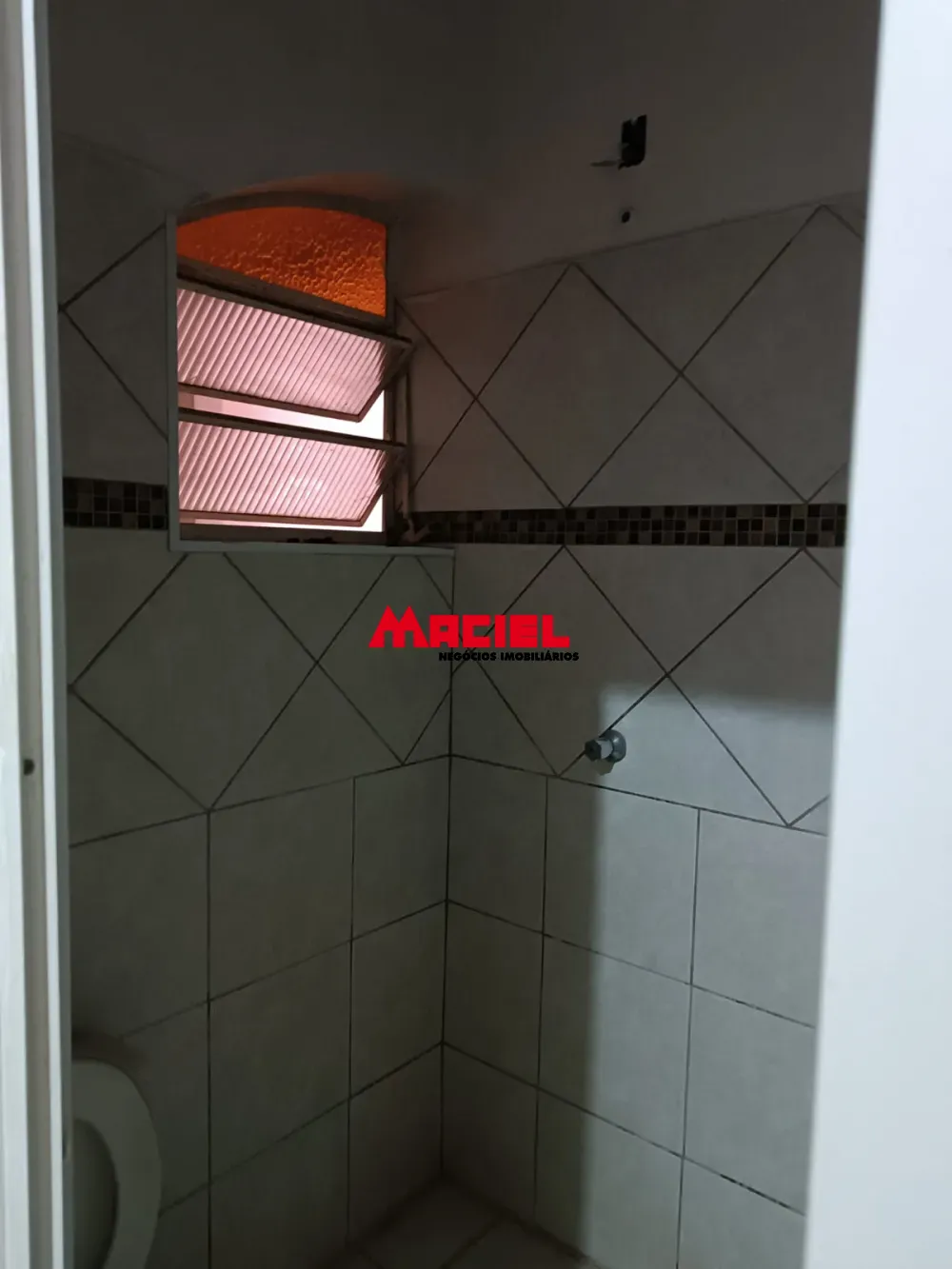 Alugar Casa / Padr&atilde;o em S&atilde;o Jos&eacute; dos Campos R$ 2.400,00 - Foto 14