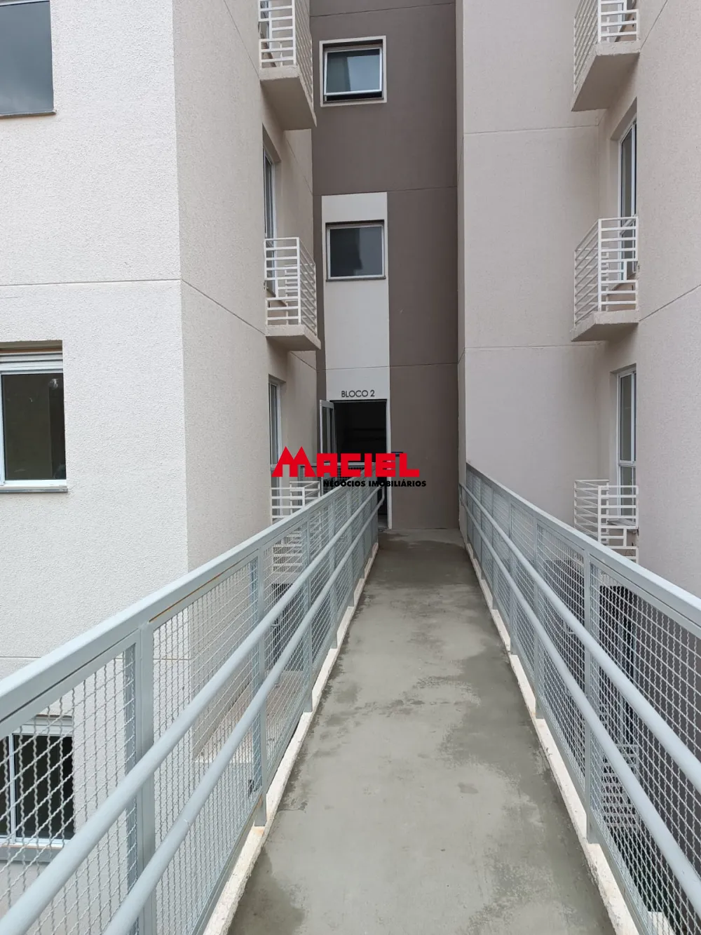 Alugar Apartamento / Padr&atilde;o em S&atilde;o Jos&eacute; dos Campos R$ 1.400,00 - Foto 1