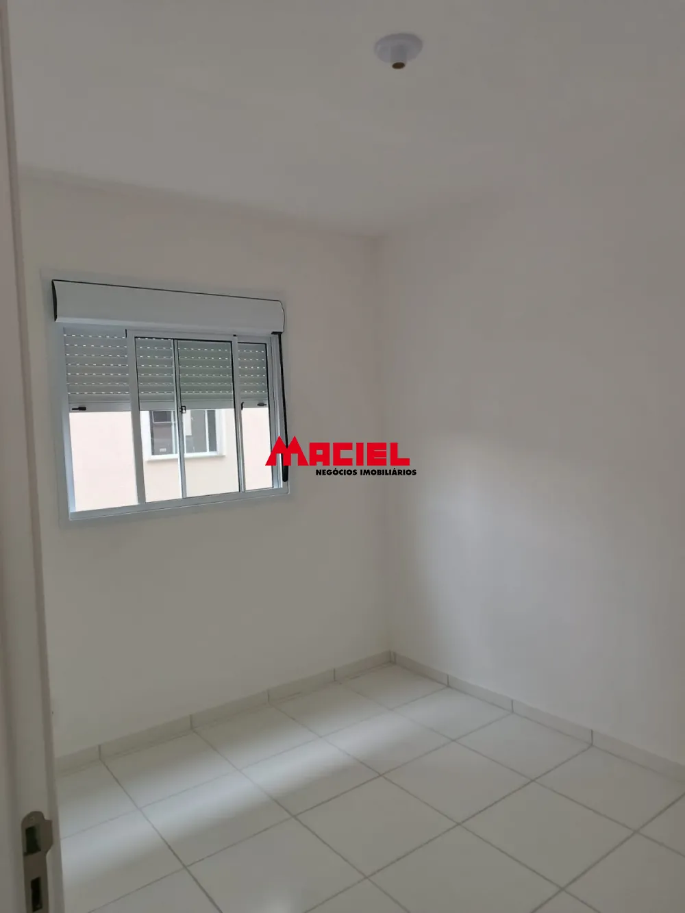 Alugar Apartamento / Padr&atilde;o em S&atilde;o Jos&eacute; dos Campos R$ 1.400,00 - Foto 5