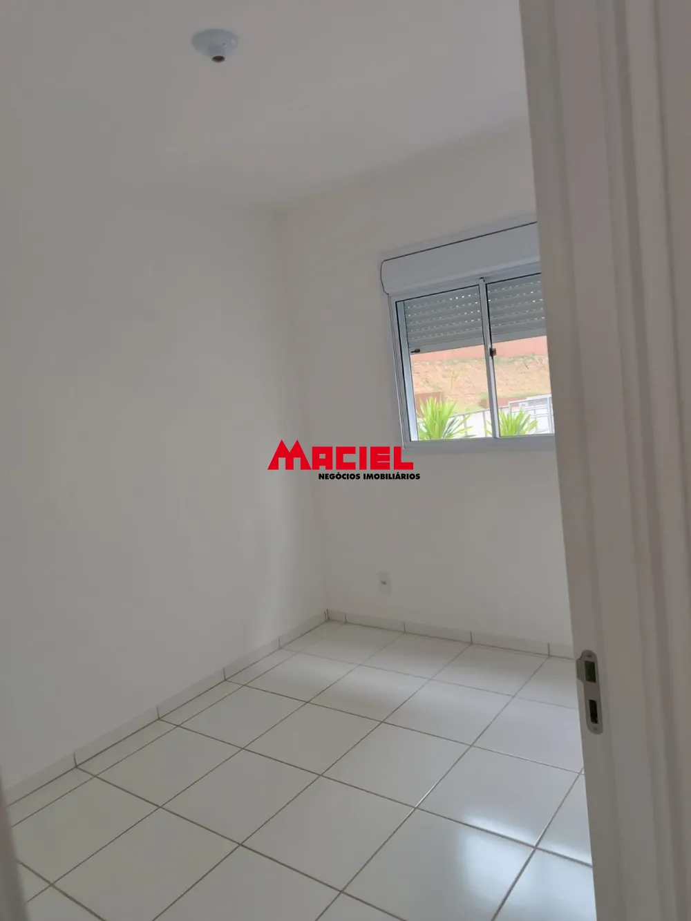 Alugar Apartamento / Padr&atilde;o em S&atilde;o Jos&eacute; dos Campos R$ 1.400,00 - Foto 9
