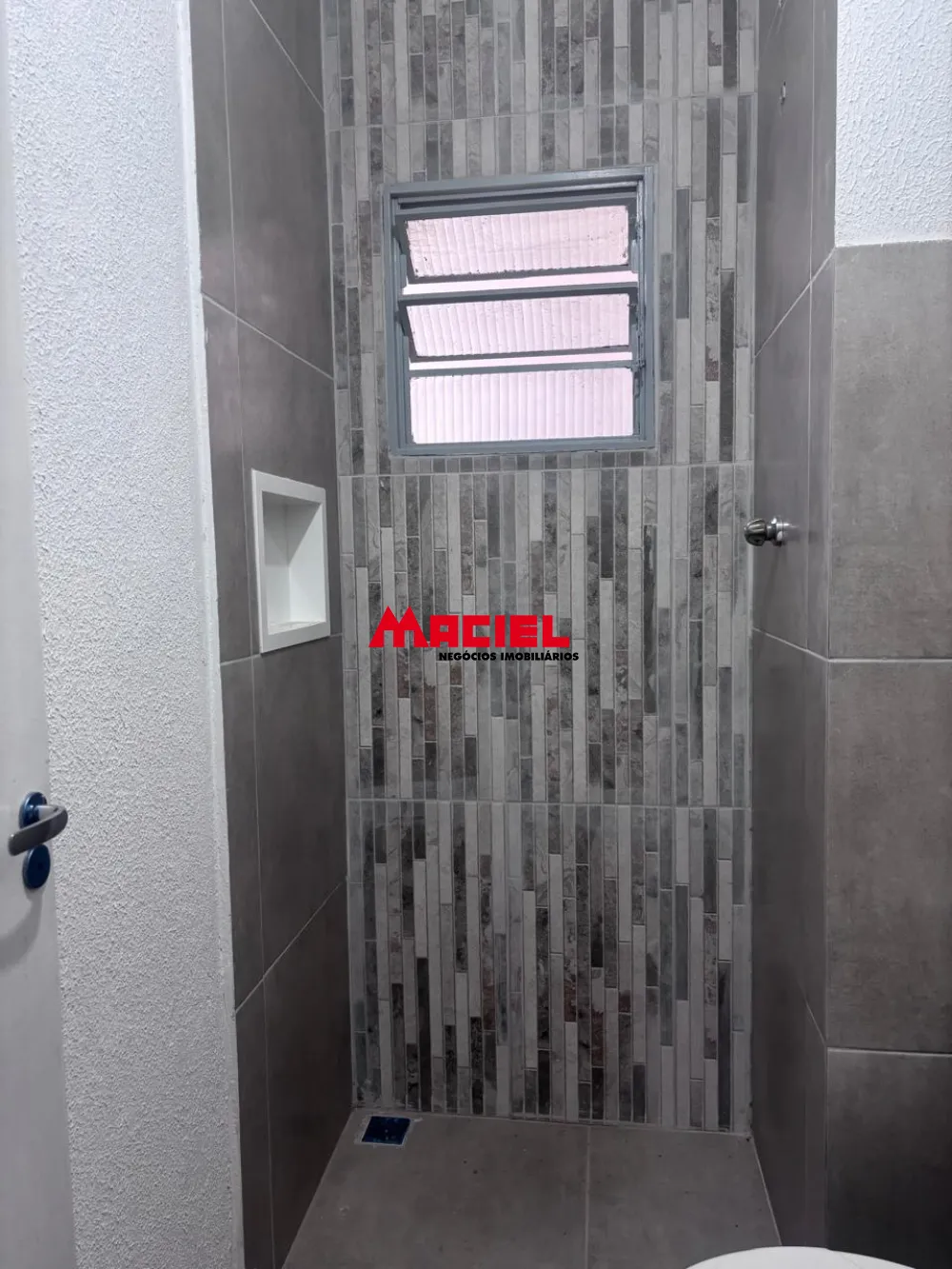 Comprar Casa / Padr&atilde;o em S&atilde;o Jos&eacute; dos Campos R$ 375.000,00 - Foto 3