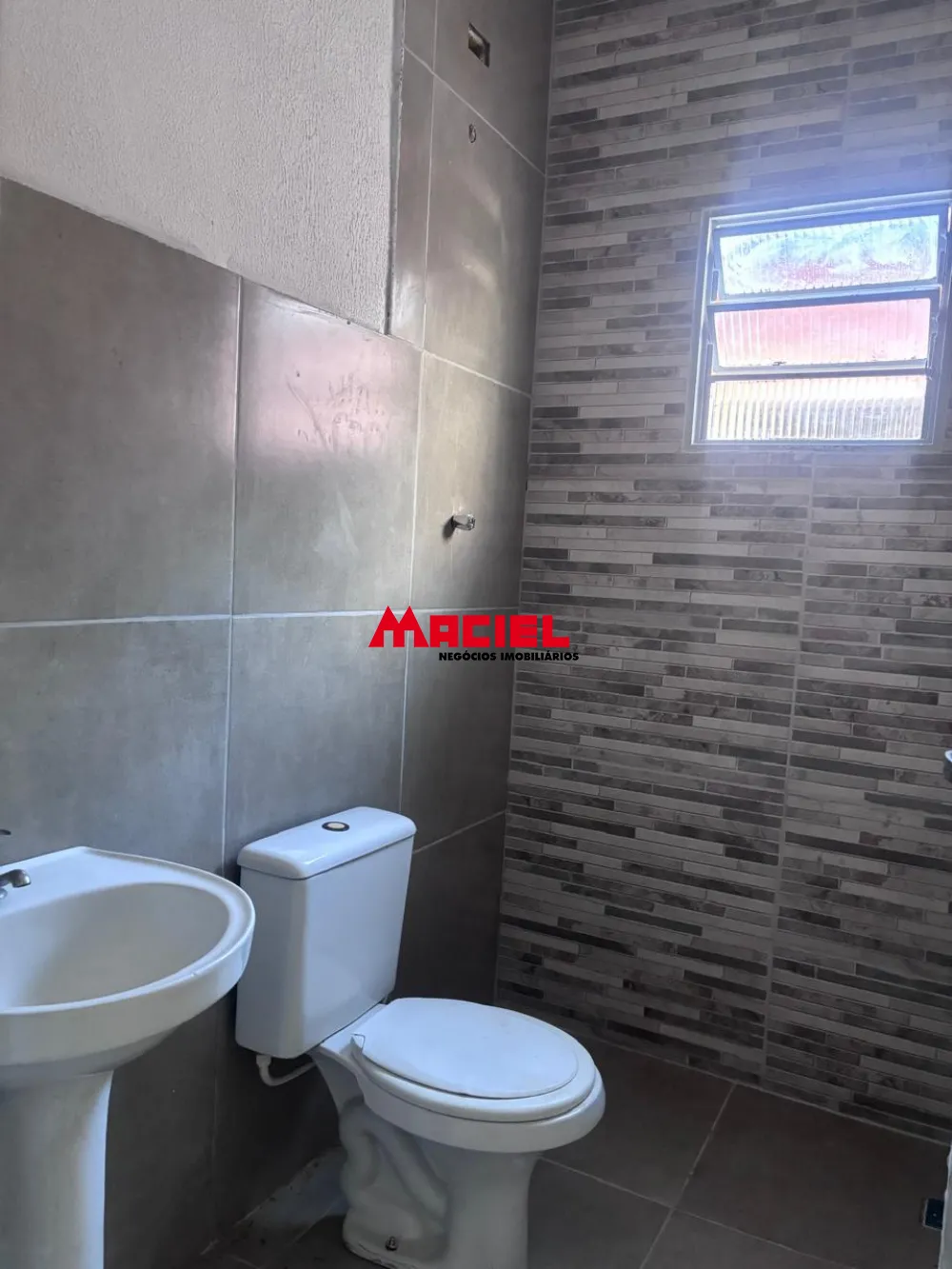 Comprar Casa / Padr&atilde;o em S&atilde;o Jos&eacute; dos Campos R$ 375.000,00 - Foto 8