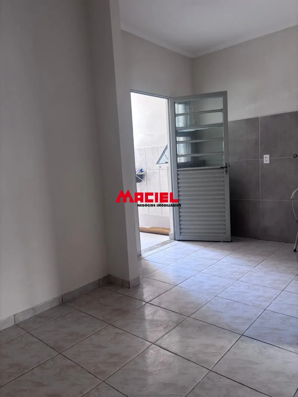Comprar Casa / Padr&atilde;o em S&atilde;o Jos&eacute; dos Campos R$ 375.000,00 - Foto 11