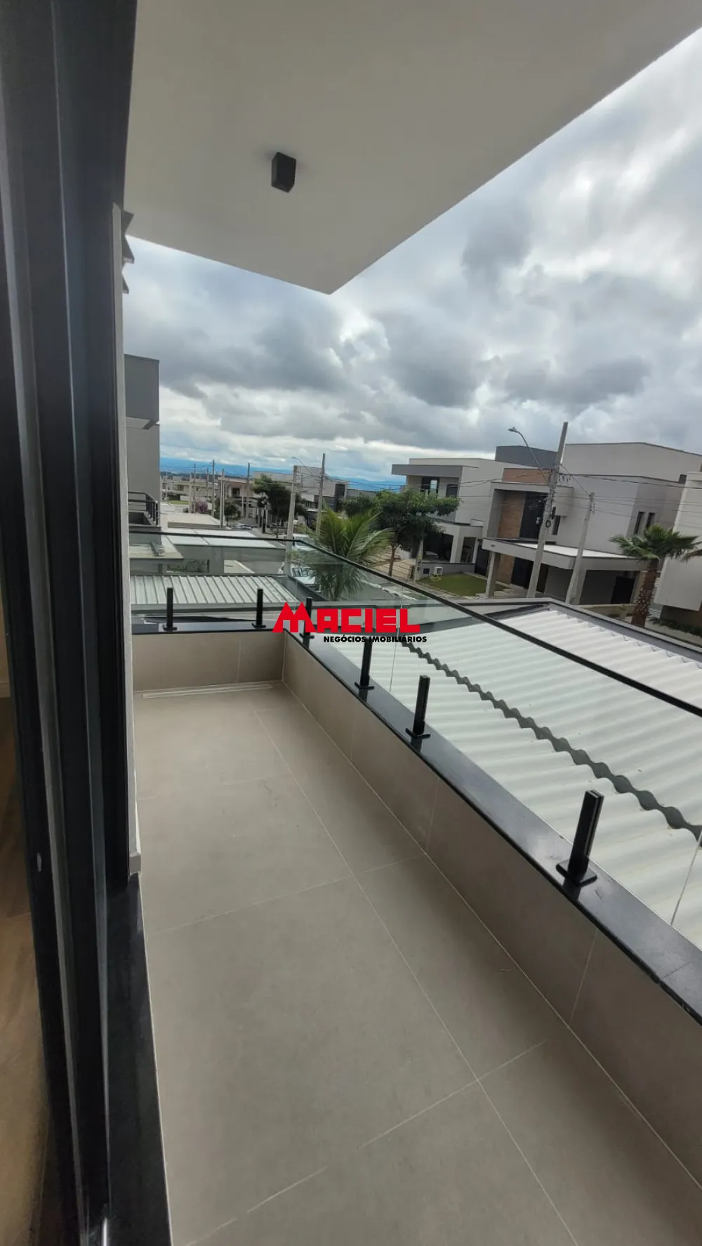 Comprar Casa / Condom&iacute;nio em S&atilde;o Jos&eacute; dos Campos R$ 1.950.000,00 - Foto 11