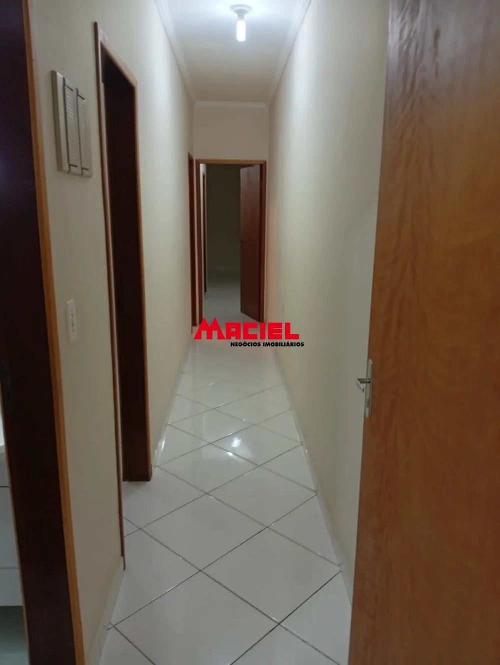 Comprar Casa / Padr&atilde;o em S&atilde;o Jos&eacute; dos Campos R$ 630.000,00 - Foto 8