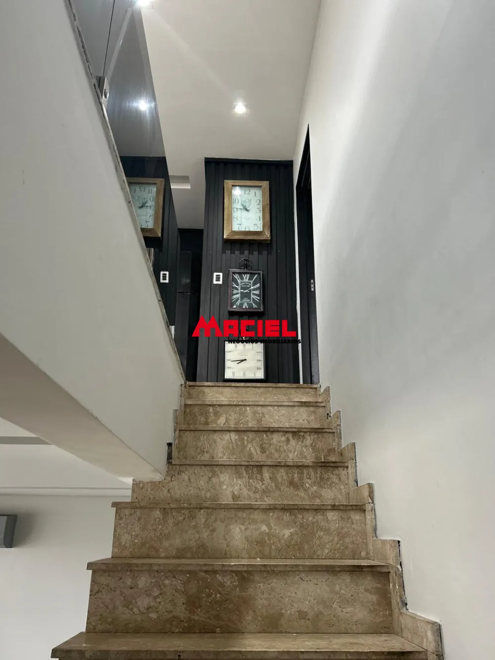 Alugar Apartamento / Padr&atilde;o em S&atilde;o Jos&eacute; dos Campos R$ 8.000,00 - Foto 27