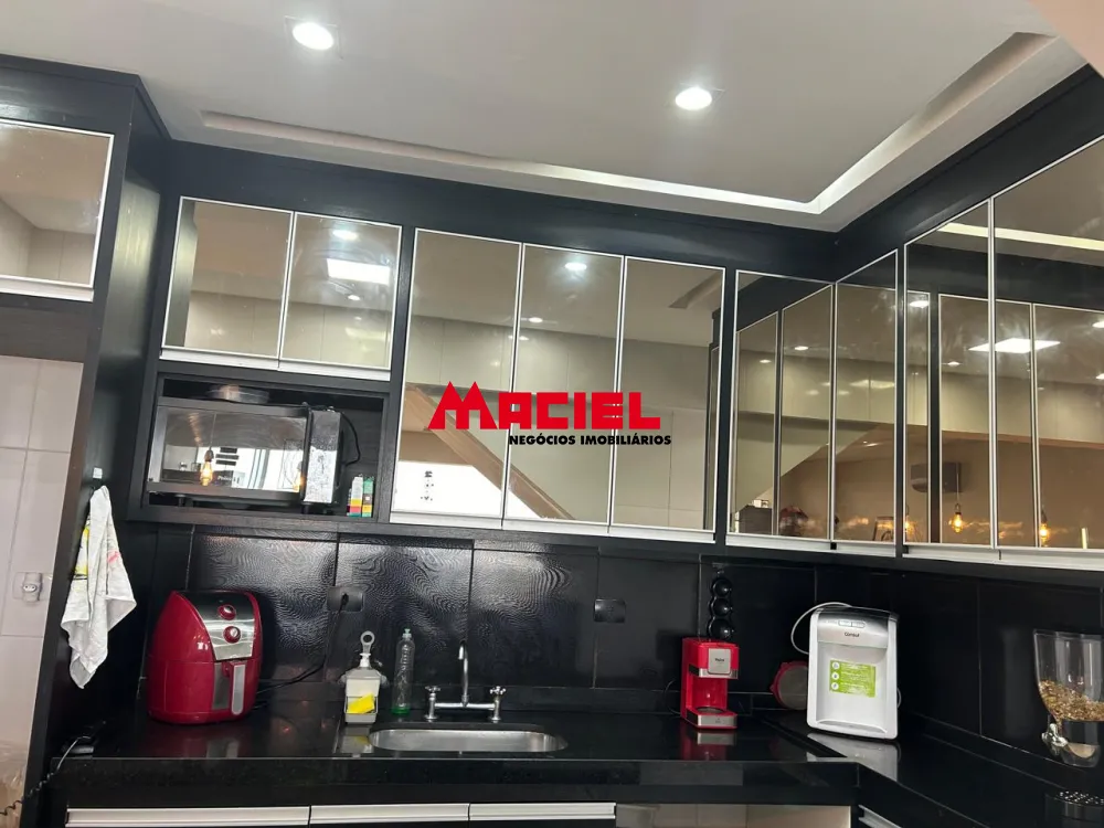 Alugar Apartamento / Padr&atilde;o em S&atilde;o Jos&eacute; dos Campos R$ 8.000,00 - Foto 32