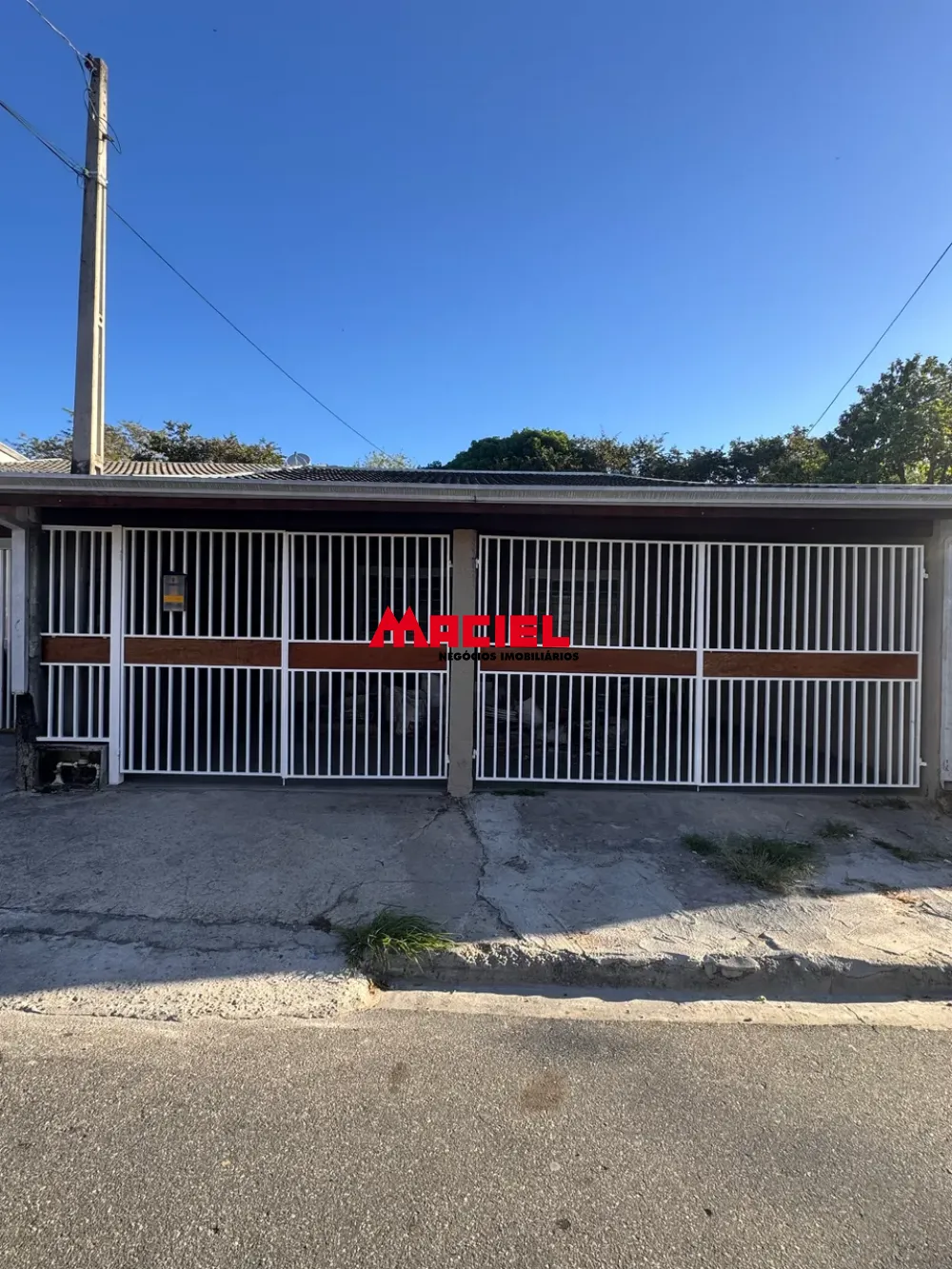 Comprar Casa / Padr&atilde;o em S&atilde;o Jos&eacute; dos Campos R$ 375.000,00 - Foto 1