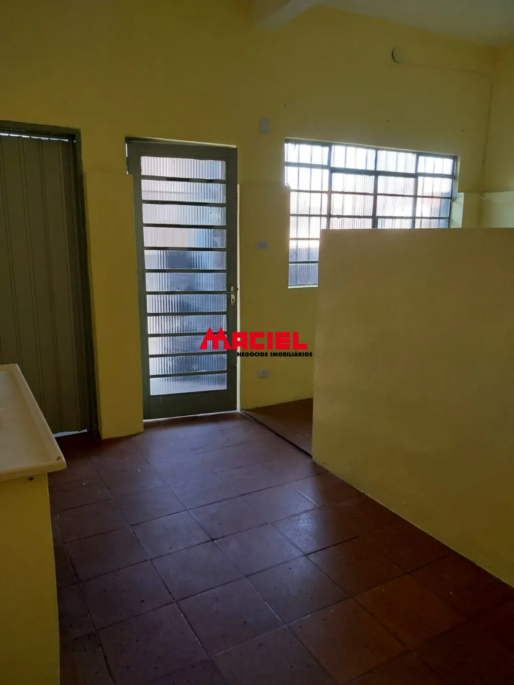 Alugar Casa / Padr&atilde;o em S&atilde;o Jos&eacute; dos Campos R$ 1.400,00 - Foto 3