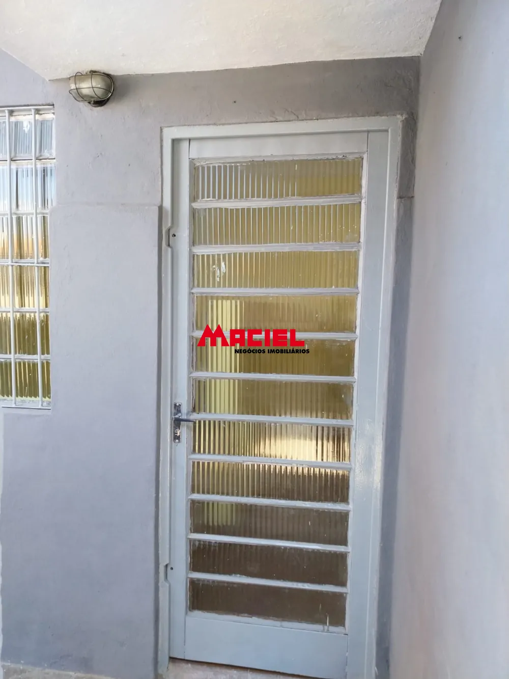 Alugar Casa / Padr&atilde;o em S&atilde;o Jos&eacute; dos Campos R$ 1.400,00 - Foto 12