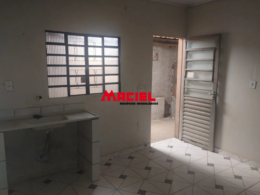 Comprar Casa / Padr&atilde;o em S&atilde;o Jos&eacute; dos Campos R$ 160.000,00 - Foto 2