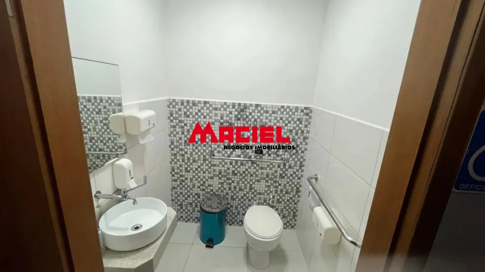 Alugar Comercial / Ponto Comercial em S&atilde;o Jos&eacute; dos Campos R$ 13.000,00 - Foto 23