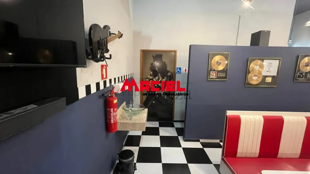 Alugar Comercial / Ponto Comercial em S&atilde;o Jos&eacute; dos Campos R$ 13.000,00 - Foto 26