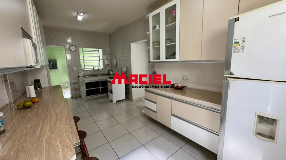 Alugar Casa / Sobrado em S&atilde;o Jos&eacute; dos Campos R$ 2.500,00 - Foto 12