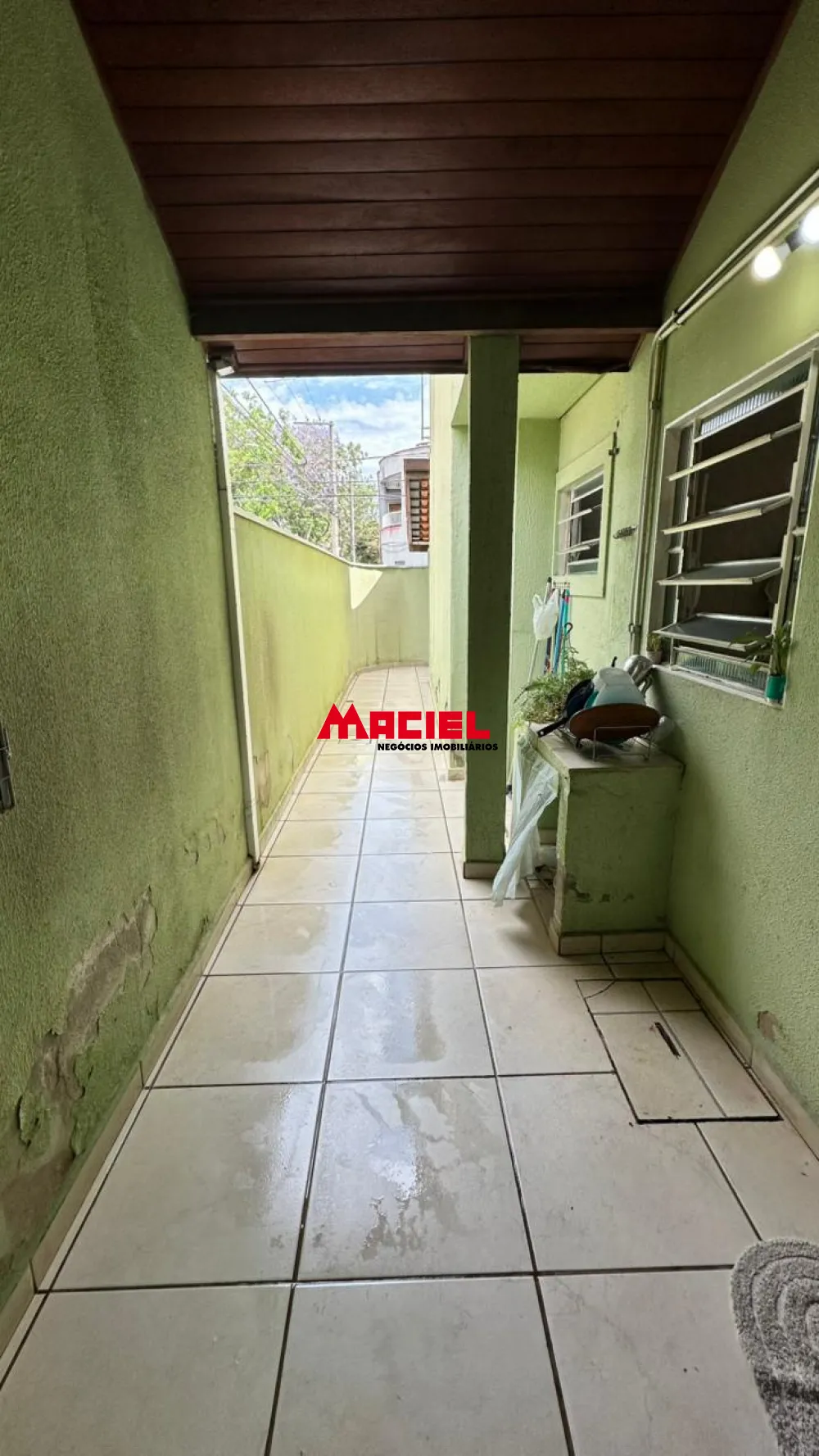 Alugar Casa / Sobrado em S&atilde;o Jos&eacute; dos Campos R$ 2.500,00 - Foto 17